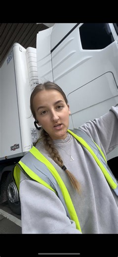 Essential Keys for Efficient Lorry Driving