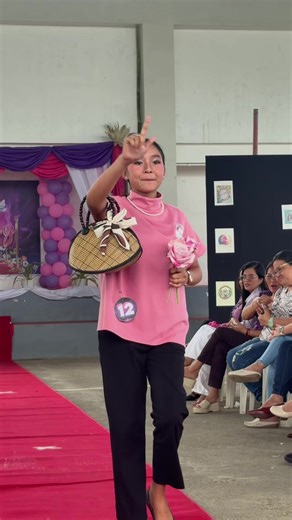 Youth's Tribute to Mayor Leni Robredo Inspires Hope