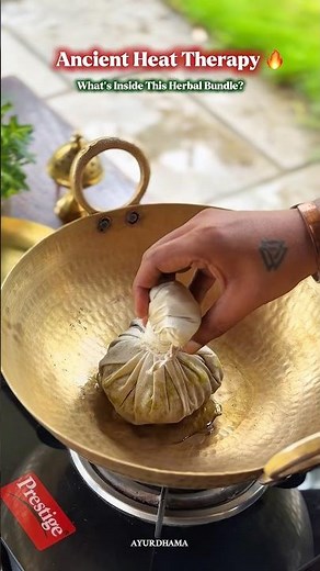 This 2,000-Year-Old Ayurvedic Heat Therapy Still Relieves Pain Today | Pinda Sweda (Bolus Massage)