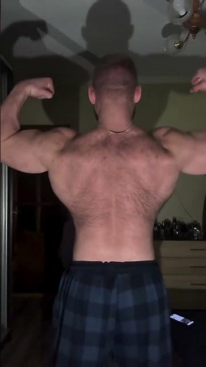 the Real beared bear 🐻 #musclebuilding #motivation #strengthtraining #buildmuscle #musclegrowth