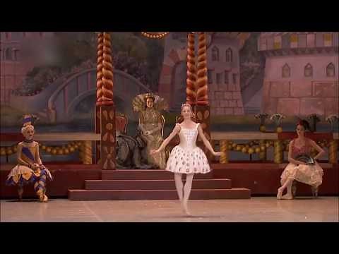 【バレエ】金平糖の精の踊り【くるみ割り人形】