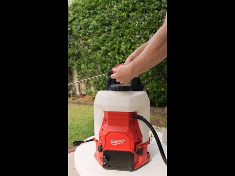 M18™ SWITCH TANK™ 15 Litre Backpack Chemical Sprayer with Powered Base