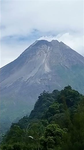 Update visual G Merapi, tgl 20-01-2026 jam 10.15 wib #gunungmerapi #volcano #mountains