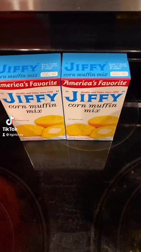 Moist Cornbread Recipe with Jiffy Mix