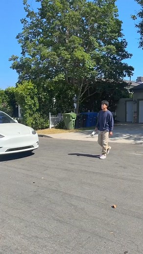 Only Blonde People Will Understand This #blondes #cars #jojosim | Jojo Sim