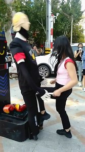 为什么女生都喜欢踢裆，难道这是男人的弱点吗？