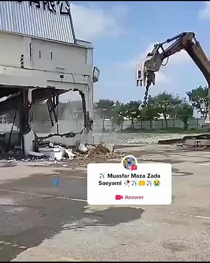 Impressive Excavator Demolition of Industrial Warehouse