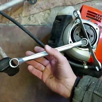How to disengage the clutch on a trimmer, gas trimmer, brush cutter, motor drill, and other 2-str...