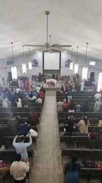 Hay poder en el nombre de Cristo!