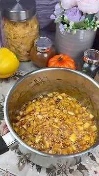 Prajitura fara coacere cu mere și caramel în 3 minute.