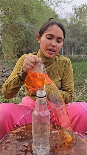 Survival Skills SMART ideas and USEFUL save water in forest with mom #survival #outdoors #lifehack