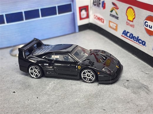 Ferrari F40 Keychain, Diecast 1:64 Scale - Etsy