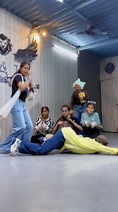 1.3M views · 16K reactions | gana smjh nhi aya pr vibe puri ayi  @dhawanacademyofdance @_shanayadubey_ @bhavyaa_x @maanasdhawan @radharastogi51 | Thakur Deepanshi | Facebook