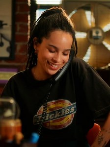 Robb Brooks: A Tribute to Zoe Kravitz in High Fidelity