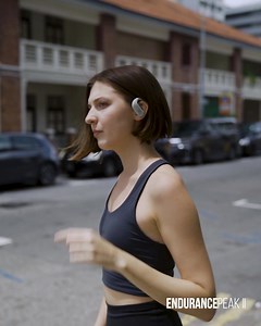 Skip your soundtrack, access voice assistant and take hands-free calls all with intuitive touch controls. The JBL Endurance Peak II allows you to take on workouts without any disruptions! 料 | JBL | Facebook