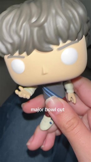 Embrace the Major Bowl Cut Trend Now