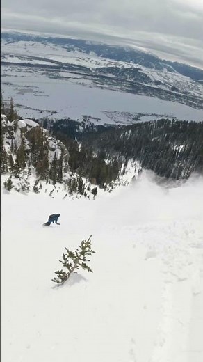 Pro Surfer Ian Walsh Shreds Jackson Hole's Backcountry Terrain! #snowboarding