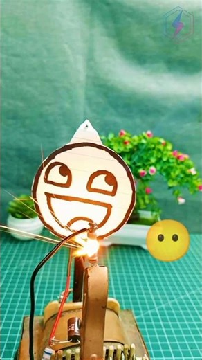 💥😹explosion of the resistor component if a large short circuit current is applied to it #shorts