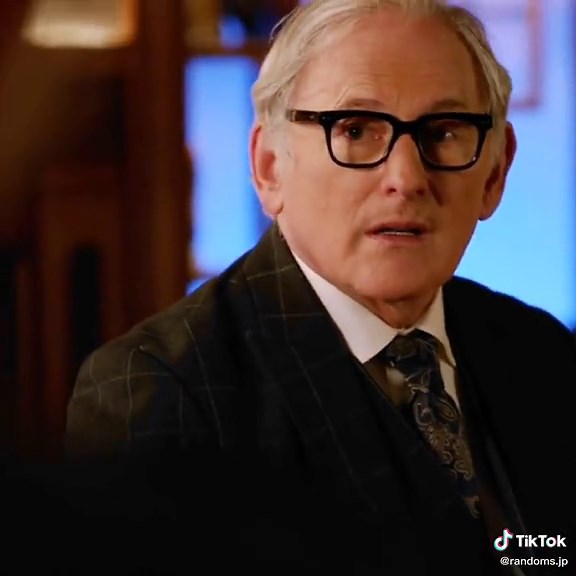 Con el candelabro o la soga? #fyp #viral #parati #foryou #arrowverso #arrowverse #saralance #netflix #avalance #legendsoftomorrow #hbomax #theflash