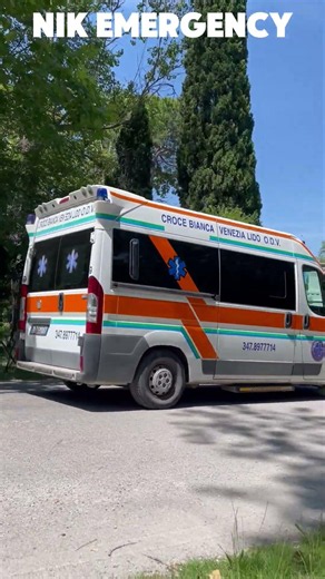 Giorno 77 dove giro in bici finchè non filmo un mezzo di soccorso #bikelife#vigilidelfuoco#ambulance