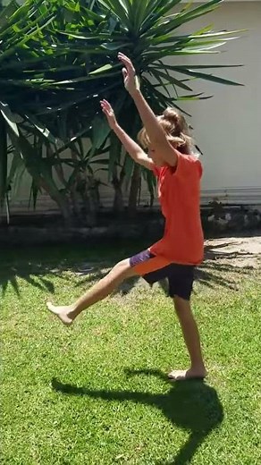 Handstand, fall over