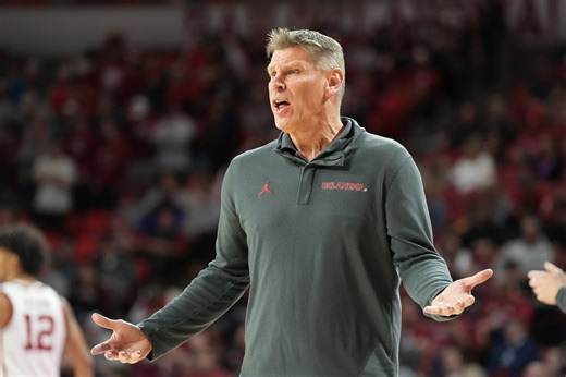 Oklahoma decides on Porter Moser’s future after Arkansas loss