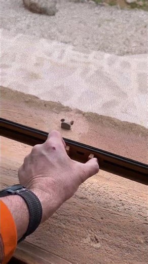 (Finca SILA) Fliegenschutzrollos öffnen & schließen