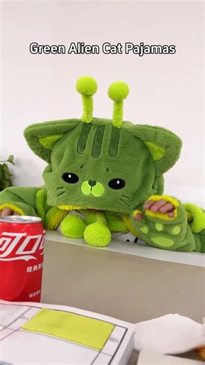 Undefinedesign on Instagram: "Green Alien Cat Pajamas #undefinedesign #greencat #fyp #pajamas #design"