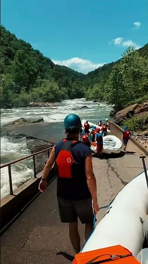 Ocoee Tennessee whitewater rafting, river rafting. Vacation adventure.