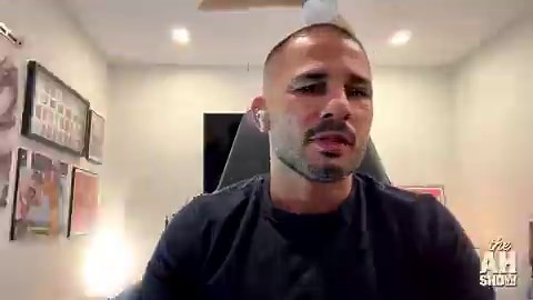 Alexandre Pantoja talks about the internal debate he was having when his arm dislocated against Joshua Van at UFC 323:"If I tried to fight with my arm dislocated like that it could be worse for me and then it would take a lot of time to come back, but when I said to stop the fight, I put my arm back into position. I said, 'Oh my god, why did I stop the fight?'I know 100% that his celebration was because he didn't want to fight with me. I 99.9% believe in my soul that I would beat Joshua Van that