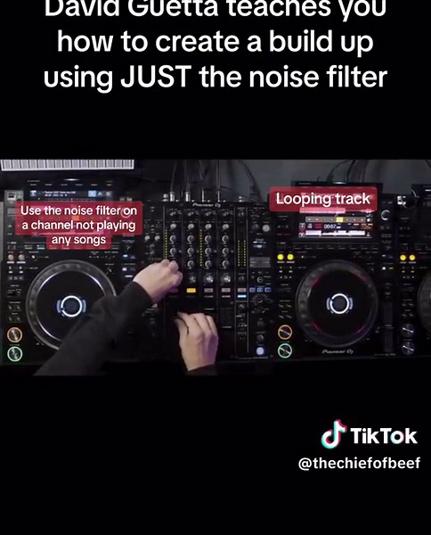 @David Guetta teaches you how to to do a classic trick with the noise filter! #DavidGuetta #DJ #HowToDJ #DJTutorial #Rave #Raver #DJTikTok