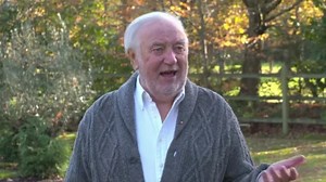 Jimmy Tarbuck pays tribute to 'generous' Des O'Connor