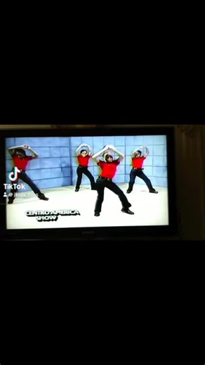 JKIDS🎶🎤🎵 on Instagram: "Aside From Performing The Girls From Jkids Danced As well 💃🏼💃🏼💃🏼 #punta #dance #garifuna #music #jkids"