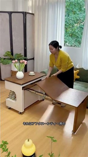 移動できるリビング用ミニワゴン。折りたたみ式で、ローテーブルにもソファサイドテーブルにもなります。コンパクトなお部屋にぴったりです！#ローテーブル #おしゃれ #サイドテーブル #タンス