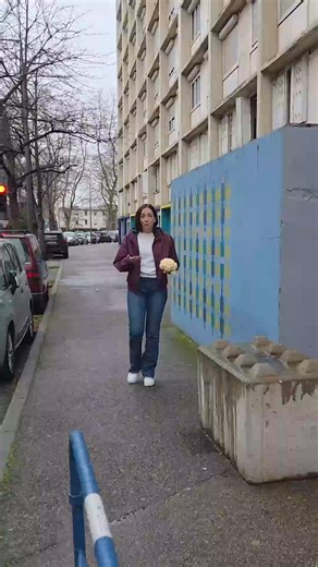 Visiblement, la droite préfère les caméras aux choux-fleurs. Nous remettrons en place le marché de Parilly pour garantir l'accès à une alimentation de qualité et accessible aux habitant·es du quartier. | La France Insoumise Bron