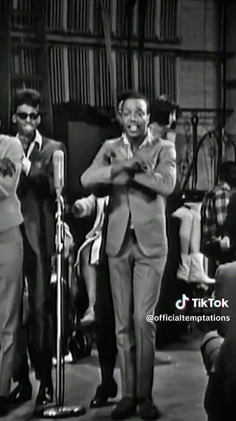 60 years ago today, the Temptations released “The Way You Do The Things You Do”! Cowritten and produced by Motown’s Smokey Robinson, TWYDTTYD was the quintet’s first charting single on the Billboard Hot 100, peaking at No. 11, and has been a U.S. Top 40 Hit in four different decades. 🕯️ #TheTemptations #SmokeyRobinson #Motown