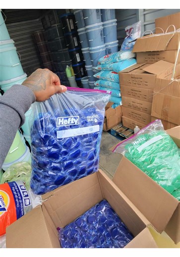 300 Count XL Laundry Pods Now In Stock 🧺🧺 4 Different options to choose from. Come Save Some $$ With The Distro 🪣🪣 Get Your Money’s Worth #soap #cleaning #clean #longisland #laundry