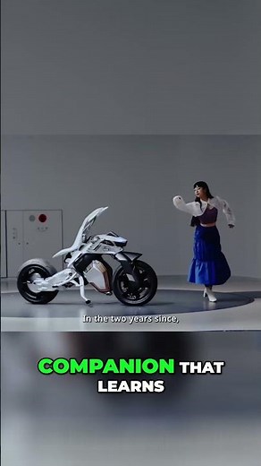 Yamaha MOTORoid 2 The Bike That Moves You and Dances!