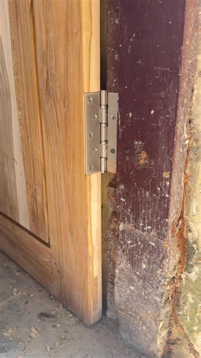 12K views · 32 reactions | easy way to fix a door that opens by itself #woodworking #carpenter #tricks #tips #reels #fyp | Rianx Putra Rianx | Facebook