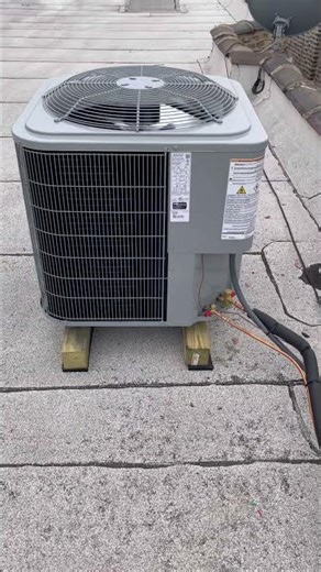 Condenser AC changeout #furnace #install #installation #hvac#hvactechnician#hvaclife #hvactech #410