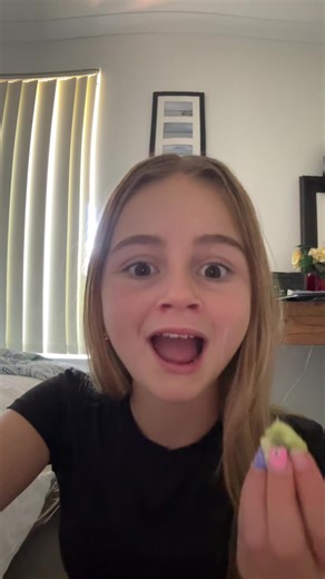 Poop 💩 butterfly 🦋