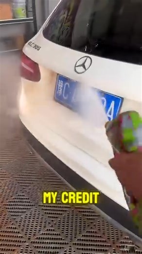 Save Big This Christmas on Auto Insurance 🎁🚘 Holiday discounts are helping drivers cut their monthly bills. See how much you could save today! Savings vary by state & driving history. | Nancy Patricia