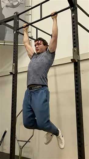 Bro Took His Fundamentals to the Gym 🙄