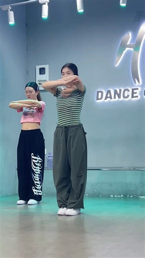 直拍拍了怎么能不发呢#Heesoo编舞 #搜狐视频舞蹈翻跳大赛