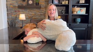 Watch This reading pillow is very comfortable on Amazon Live