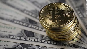 ¿Es el bitcoin una amenaza para el dólar estadounidense? - CNN Video