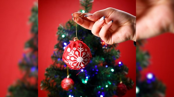 Personalized & Homemade Christmas Ornaments
