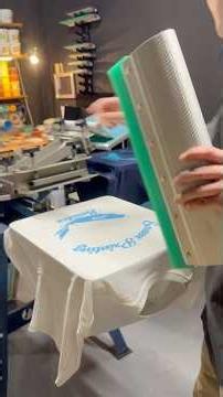 【シルクスクリーンプリント実演】 Screen Printing Service スキージングデザイン2色刷りTシャツ The Pharcyde - Passing Me By