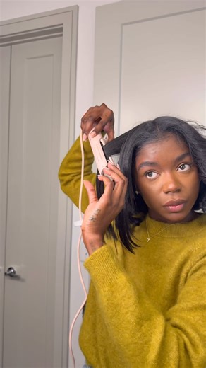 First time curling my hair with my new cut & I’m loving the body that my le duo 360 airflow titanium styler gives me! | L'ange