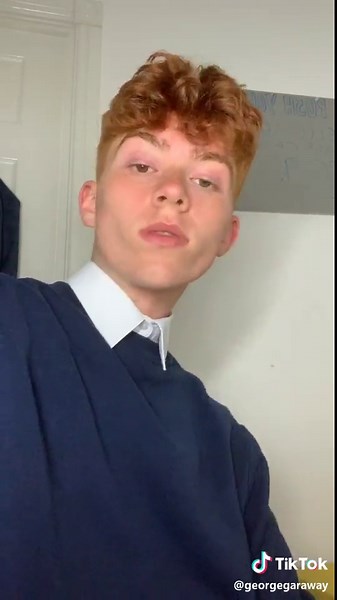 #pov it’s your 1st day back at school and the bad boy notices you from across the class